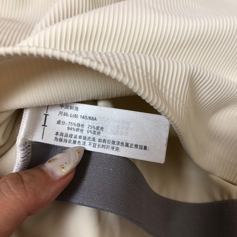 NEW Crop Top Workout Top Stretch Cutout Long Sleeve with Thumbholes - Picture 6 of 11